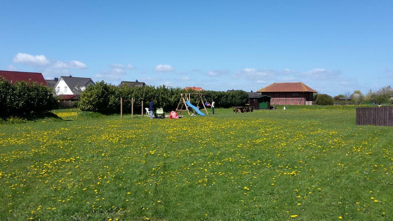Am Pool Und Strand 7 Neu Barendorf  Bagian luar foto